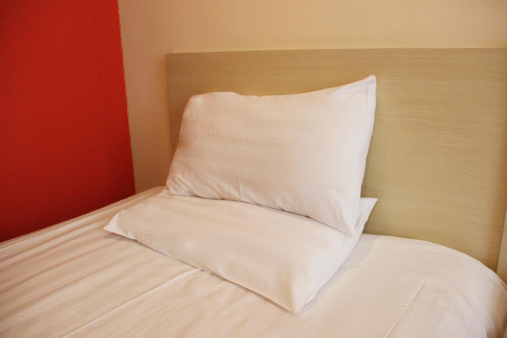 Hanting Express Shanghai Jinqiao Middle Yanggao Road Rom bilde